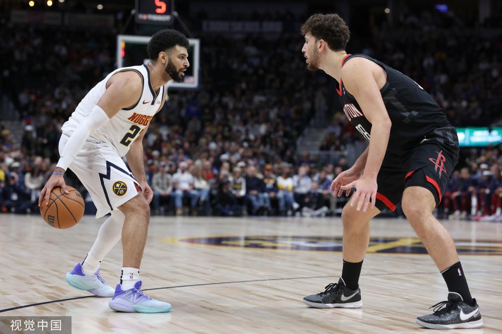 士普遍持乐 士普遍持乐